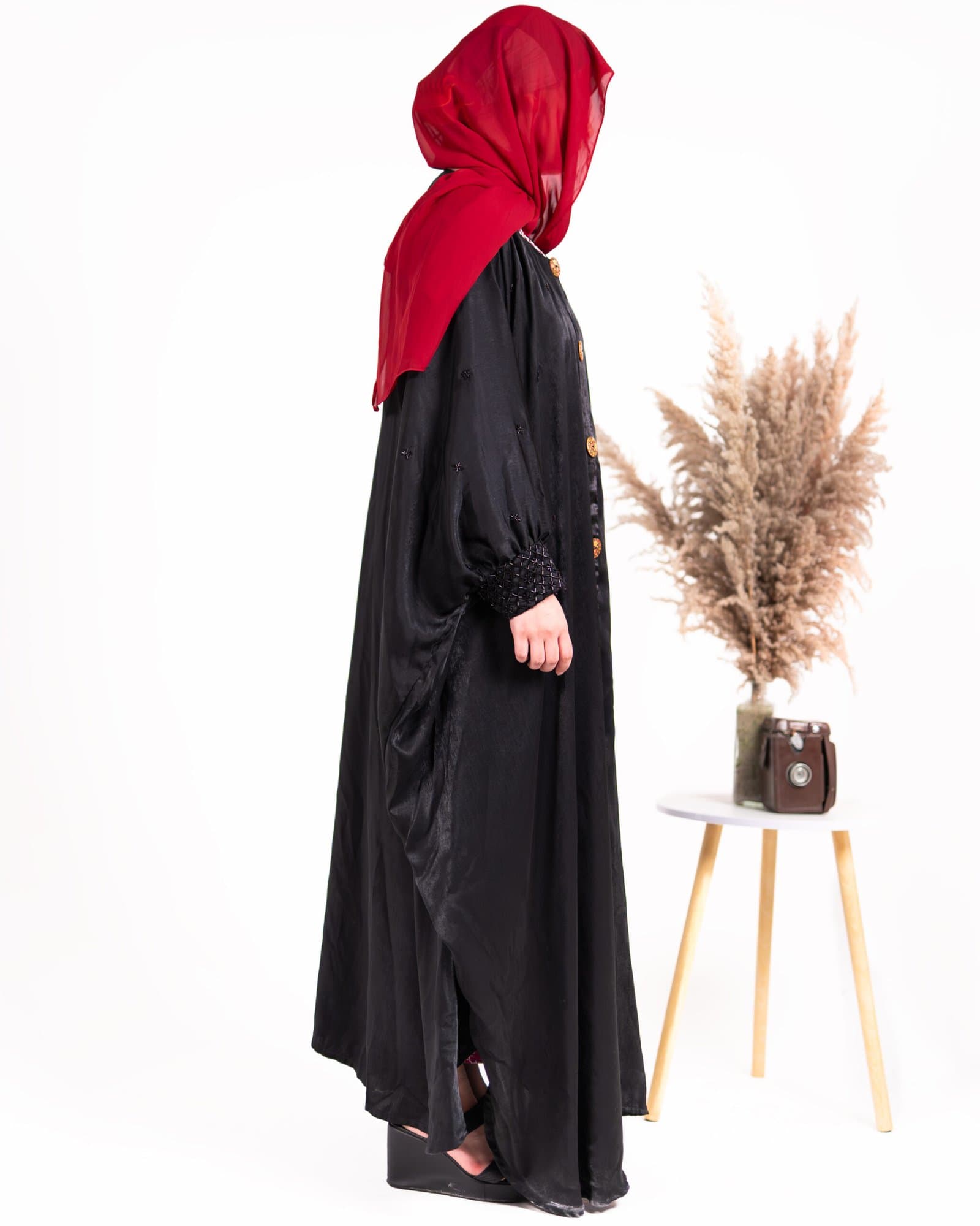 Zaina black Nida butterfly-style abaya
